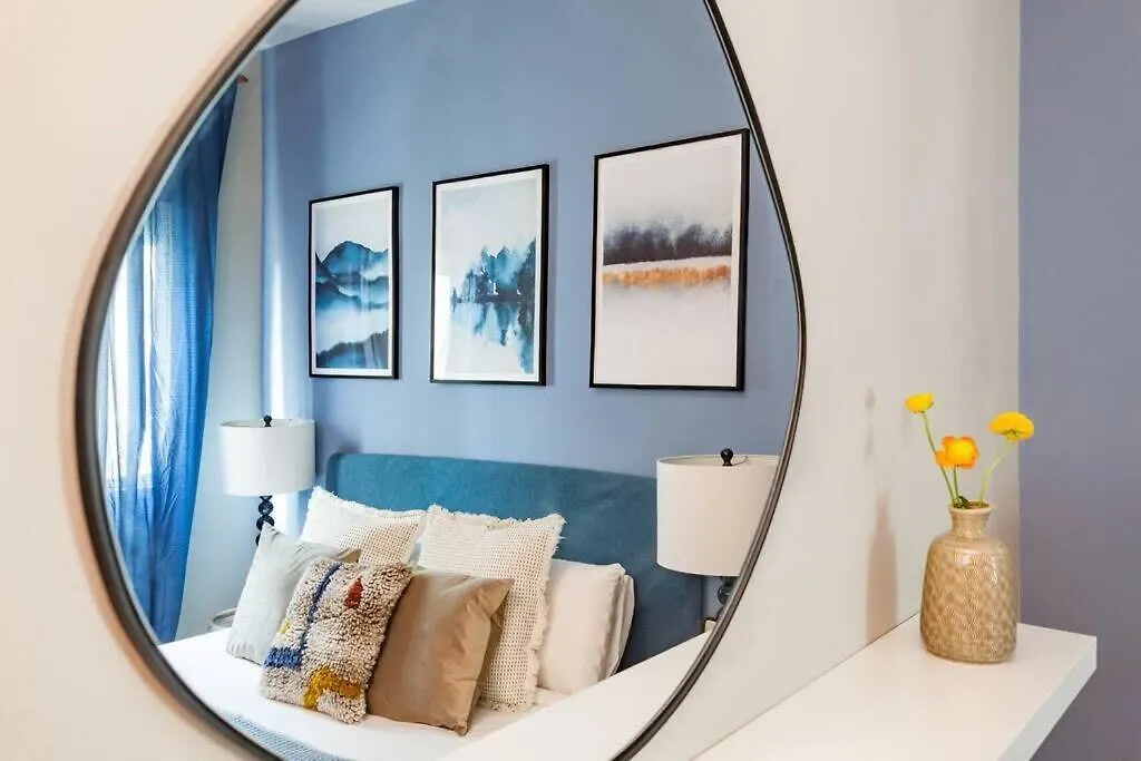 Apartment City View Penthouse - 2 Bedroom Suite Barcelona